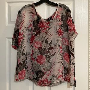 EUC 2X beautiful Torrid blouse